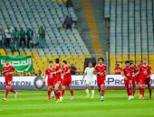 الشوط الأول ..الأهلي يتقدم على المصري بهدف نظيف..وطرد ياسين مرعي.. صور 