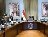 رئيس الوزراء يتابع جهود تنفيذ الخطة الاستراتيجية لتحلية مياه البحر