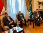 السيد البدوي وعصام شرف رئيس الوزراء الأسبق يصلان لحضور ندوة حزب الوفد