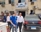 رئيس مدينة أبو النمرس يتفقد المستشفى المركزى للتأكد من انتظام العمل.. صور