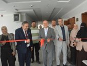 رئيس جامعة دمياط يفتتح الحملة الطبية اطمن على نظرك بكلية الطب