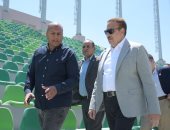 محافظ بورسعيد يعلن صرف 100 مليون جنيه لدعم استكمال مشروع استاد النادى المصرى