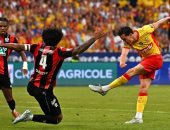 لانس يتفوق على نيس 2 - 1 فى الشوط الأول بنهائى كأس فرنسا