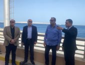 نائب وزير النقل ورئيس موانئ البحر الأحمر يتفقدان ميناء سفاجا 