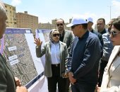 رئيس الوزراء عقب جولته الموسعة لافتتاح وتفقد عدد من المشروعات الخدمية والتنموية بالجيزة: أنشأنا أكثر من 16 مدرسة بمنطقة كانت تفتقر للمدارس.. تراجع عدد الطلاب ليتراوح ما بين 40 إلى 42 طالبا فقط داخل الفصل الواحد