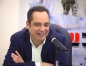 الناقد أحمد حسن عوض يكتب: الشاعر وتحولات اللغة