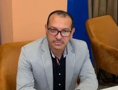 الإخوان يرفضون الأغاني الوطنية ويستبدلونها بـ«الأناشيد التكفيرية».. باحث منشق عن الجماعة يكشف: التنظيم لا يؤمن بالدولة الوطنية ويعتبر نفسه الممثل الوحيد للحق في مواجهة المجتمع والدولة
