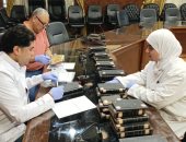 دار الكتب تبدأ فحص وتصنيف كتب مكتبة البلدية بدمنهور قبل ترميمها