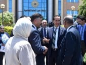 رئيس هيئة الاستثمار يتفقد مركز خدمات المستثمرين بمدينة 6 أكتوبر