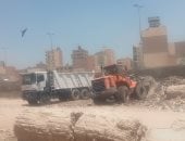 محافظ الجيزة يوجه برفع تراكمات القمامة بمحيط دائرى المنيب استجابة لشكاوى المواطنين