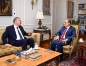 وزير الخارجية يستقبل وزير البترول والثروة المعدنية