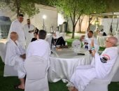 رئيس بعثة حج الجمعيات الأهلية يتفقد مخيمات عرفات ويطمئن على الخدمات.. صور