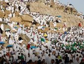 مركز الأرصاد بالسعودية يحذر من التعرض المباشر للشمس مع ارتفاع الحرارة على عرفات