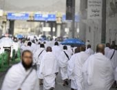 جبل الرحمة يكتسي باللون الأبيض.. الملايين يقفون على صعيد عرفات الطاهر
