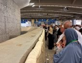 حجاج الجمعيات الأهلية يواصلون أداء المناسك ويرمون جمرة العقبة الكبرى