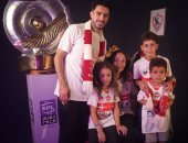 "العيد يعنى العائلة".. رابطة الأندية تحتفى بلاعبى الزمالك وأسرهم