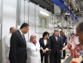 محافظ البحر الأحمر يتفقد المجزر الآلى بشمال الأحياء لمتابعة ذبح الأضاحى
