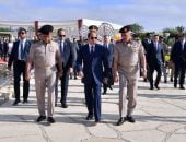 الرئيس السيسى يؤدى صلاة العيد بمسجد الرحمن الرحيم ويشهد شعيرة ذبح الأضاحي