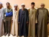 حقيقة فيديو ادعاء مواطن هجوم الشرطة على منزله فى قنا