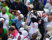 خشوع وتكبير.. الحجاج يواصلون رمى الجمرات في ثانى أيام التشريق.. المتعجلون يؤدون طواف الوداع والمدينة تتهيأ لاستقبالهم.. المطارات تستعد لأولى رحلات المغادرة و870 منصة لإنهاء إجراءات السفر.. وإعلان نجاح الموسم