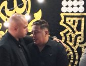 مش قادر يقف على رجله.. الحزن يسيطر على حمو بيكا في عزاء والده.. فيديو