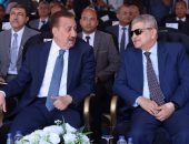 أسامة ربيع: بدء بناء 10 قاطرات للتصدير و50 سفينة صيد بترسانة بورسعيد البحرية