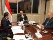 وزير الكهرباء يتابع مع "تحيا مصر القابضة" تنفيذ مشروعات طاقة متجددة 