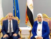 «جامعة أسوان» و«تنمية الأسرة» توقعان بروتوكول لتأهيل الشباب لسوق العمل