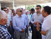محافظ السويس يتفقد موقف شرق الدلتا تمهيدًا لتطويره