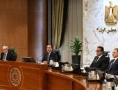 رئيس الوزراء: دفع وتيرة العمل بالمشروعات الخدمية بالمحافظات لدخولها حيز التنفيذ