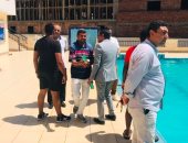 مدير شباب ورياضة الأقصر يتابع التزام حمام السباحة بالنادى الرياضى بضوابط التشغيل