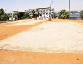 محافظ أسوان يتابع تنفيذ مشروع ملاعب البادل على كورنيش النيل