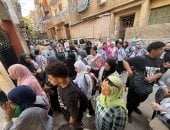 ممنوع المحمول.. تفتيش طلاب الشهادة الإعدادية في الجيزة قبل دخول اللجان