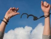 كيف تتجاوز ما انتهى؟. خطوات تساعدك على فك التعلق بالأشخاص والذكريات