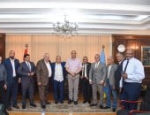جلسة بين كمال الأجسام ومحافظ الإسكندرية لمتابعة تنظيم البطولة الإفريقية