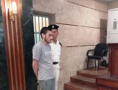 "أنا ملبوس والنداهة خلتني أعمل كده".. مواجهة بين المحكمة والمتهم بذبح طفلة الشرقية
