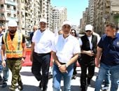 رئيس الوزراء يتفقد أعمال إنشاء محور "محمد نجيب"