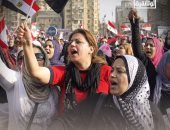 «مصريات ضد الظلام».. سلسلة وثائقية ترصد شهادات نسائية عن ثورة 30 يونيو