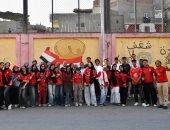 شباب يجملون الشوارع برسومات تشجيعية لمنتخب مصر استعدادا للمونديال.. صور