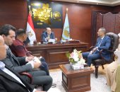 محافظ الغربية يوجه بسرعة الاستجابة للاحتياجات المعيشية والخدمية للأهالى