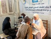 تحويل 85 مريضًا لإجراء عمليات جراحية مجانية في قافلة بقرية ببيلا