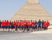 منتخب شباب روسيا يزور الأهرامات قبل مواجهة الفراعنة وديا.. صور