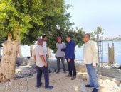 رئيس مركز ومدينة أرمنت يتفقد أعمال إنشاء حديقة الطفل والمناسبات السعيدة.. صور