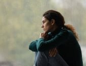 5 أبراج تحتاج تبعد عن الناس عشان تشحن طاقتها وتستعيد توازنها