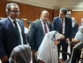 قيادات جامعة القاهرة تتفقد لجان امتحانات نهاية الفصل الدراسى الثانى