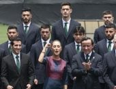 رئيسة المكسيك تسلم العلم للمنتخب قبل المونديال: كونوا قدوة وألهموا الشعب