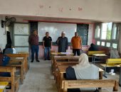 رئيس منطقة الإسماعيلية الأزهرية يتفقد امتحانات الثانوية بلجنة أبوخروع 