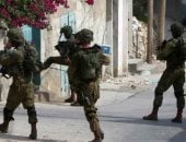 فلسطين تدين ترحيل سلطات الاحتلال الإسرائيلي الصحفية الفرنسية أليس فروسارد