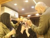 من ثعلبة نرجس إلى كدمات ظلم المصطبة.. خبيرة تكشف أسرار مكياج دراما المتحدة
