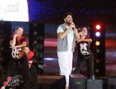 تامر حسنى يشعل حفل الشركة المتحدة بالعاصمة الجديدة ويغنى «حلوة يا بلدى» مرتين